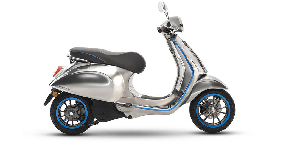 Erste E-Vespa startet & großes Vespa-Treffen in OÖ