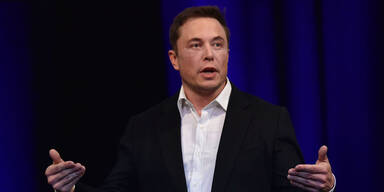 Tesla-Chef: Ausgangsbeschränkungen sind 'Faschismus'