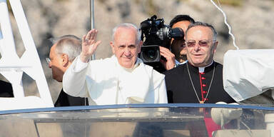 Papst besucht Flüchtlingsinsel Lampedusa