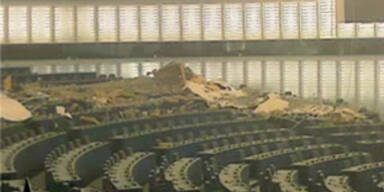 Teile der Decke im EU-Parlament sind eingestürzt