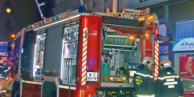 Christbaum-Brand: Nachbar rettete Mutter & Sohn