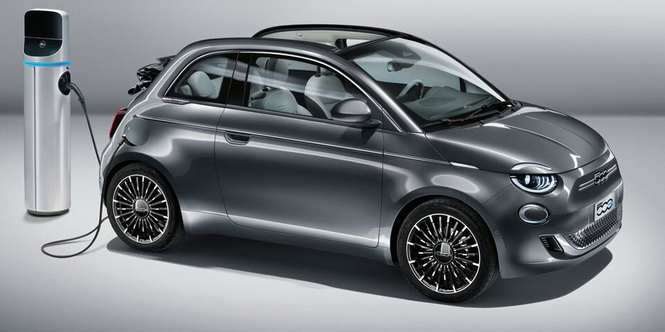 Völlig neuer Fiat 500 ist reines Elektroauto
