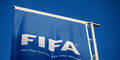 Irre: 17-jähriger Afrikaner verklagt FIFA