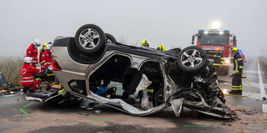 Horror-Unfall: Ein Toter Bei Frontalcrash