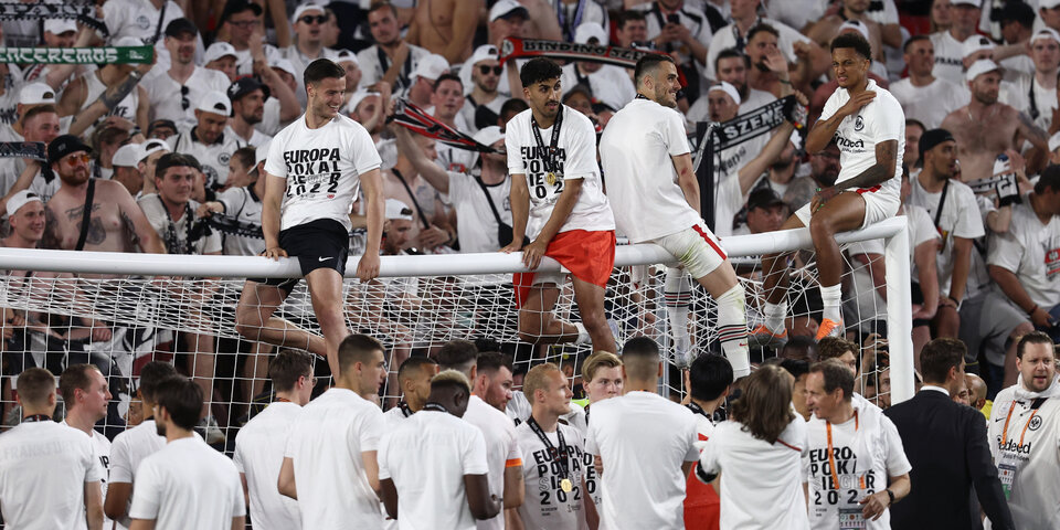 Totale Ekstase! So irre feierten Frankfurt-Fans