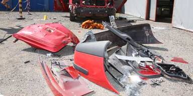 Gasballons explodierten in Auto