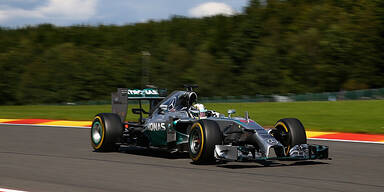 Hamilton holt GP-Sieg in Monza