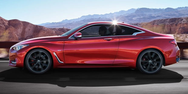Infiniti Q60 greift BMW 4er an