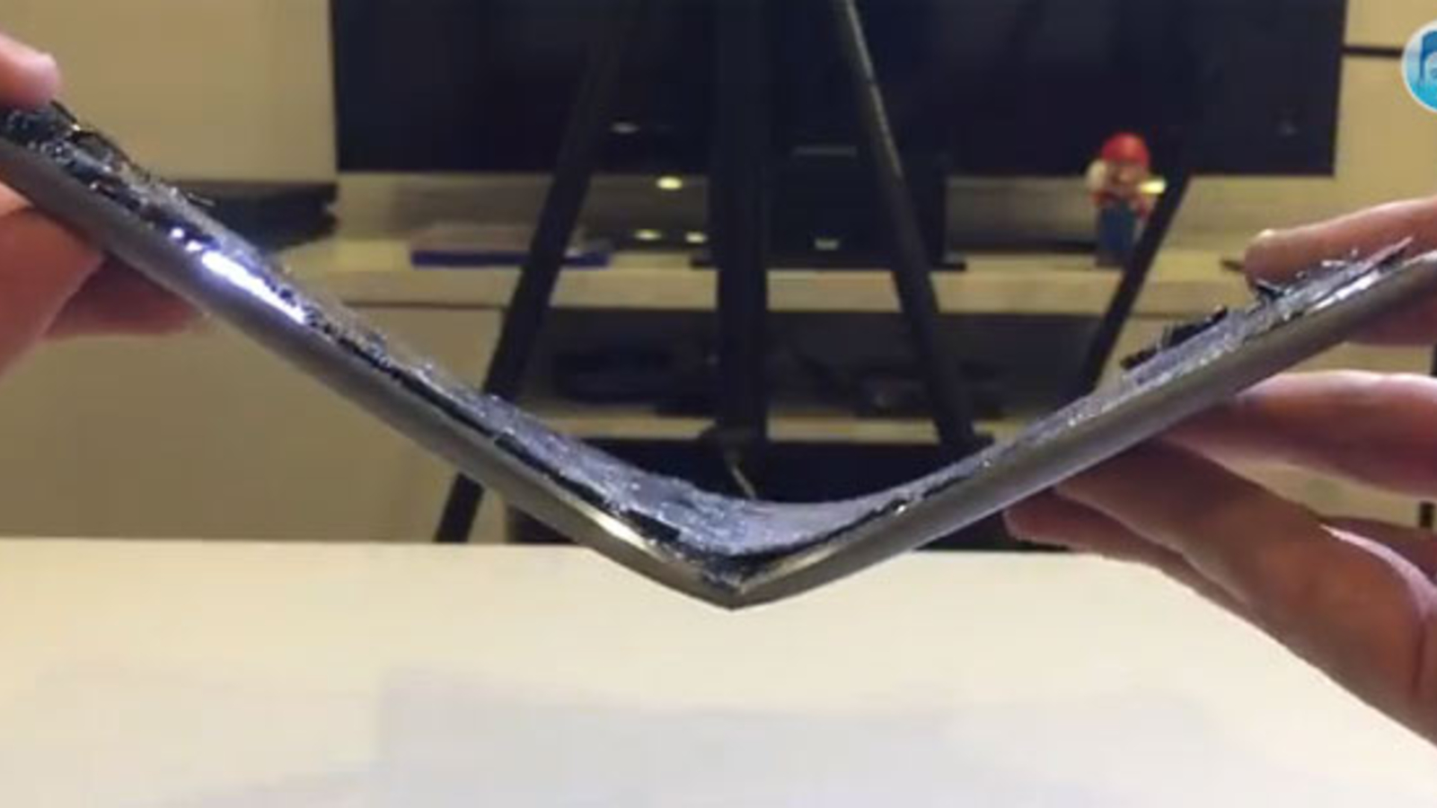 iPad Air 2 Bentgate jetzt verbiegt sich auch das Tablet