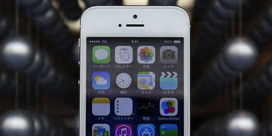 iOS 7.1.1: iPhone-Akku hält viel länger durch