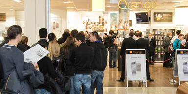 Großer Ansturm zum iPhone 4S-Verkaufsstart bei Orange 