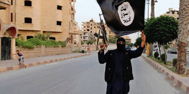 ISIS-Fahnen bei EU-Fahrern gefunden