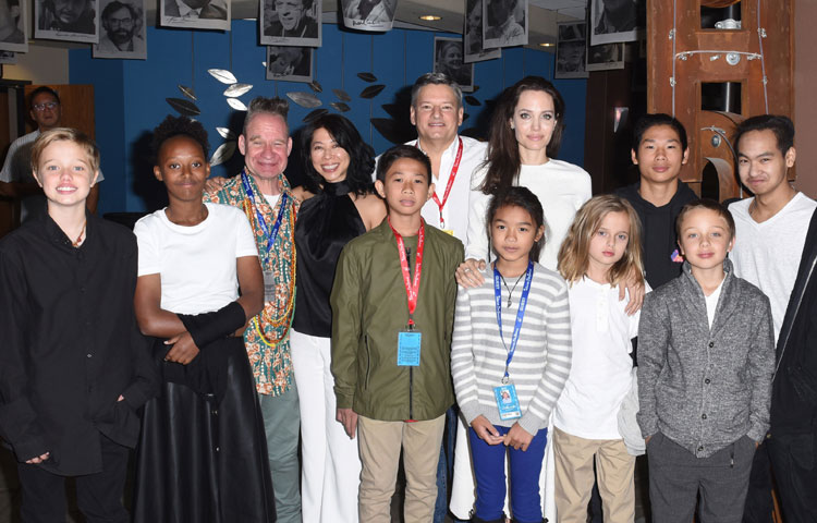 Angelina Jolie und ihre Kinder
