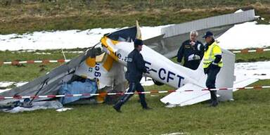 Kleinflugzeug abgestürzt - Zwei Tote