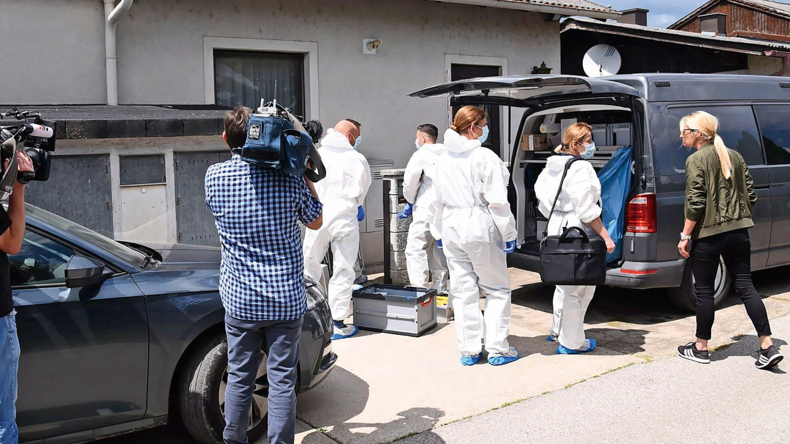 Krebs Diagnose Und Ein Todesfall Tragischer Verlust Junkyard Frontmann David Roach Ist Nicht Mehr - wr1lq6z