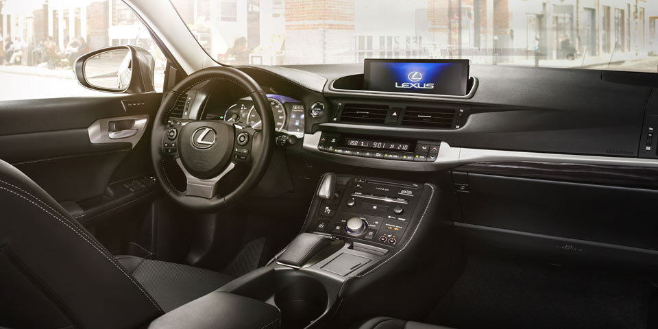 Lexus frischt den CT 200h erneut auf