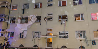 12 Verletzte bei Haus-Explosion in Linz