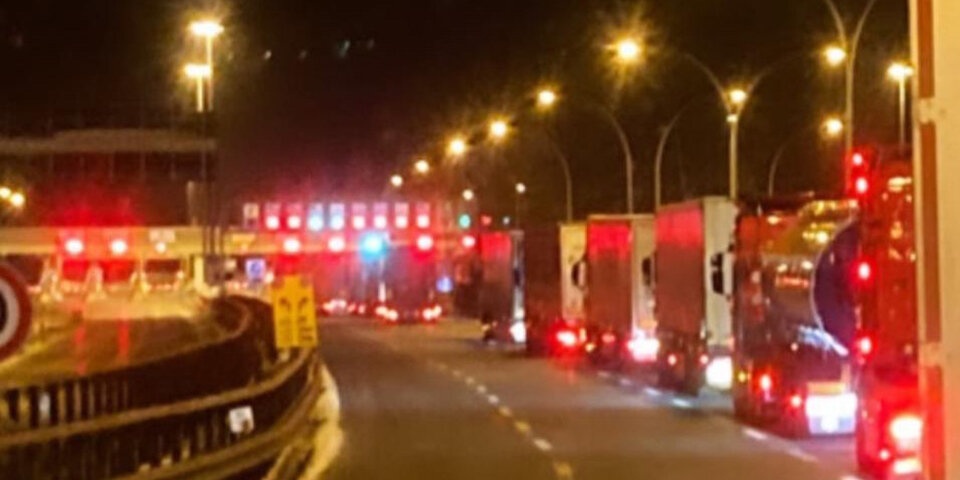 Dutzende Lkw-Fahrer an Tiroler Grenze gestrandet