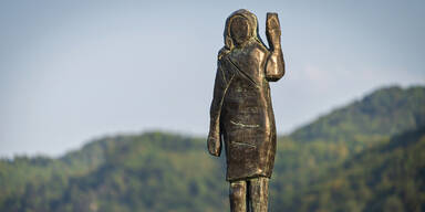 Neue Statue von Melania Trump in Slowenien enthüllt