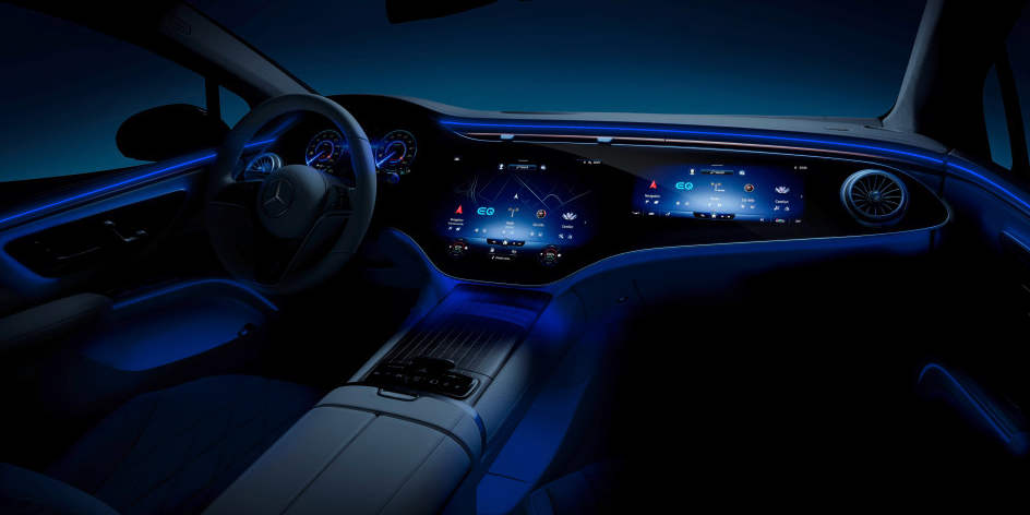 Mercedes zeigt High-Tech-Cockpit des EQS