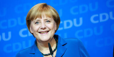 Merkel lädt Grüne zu Sondierungen