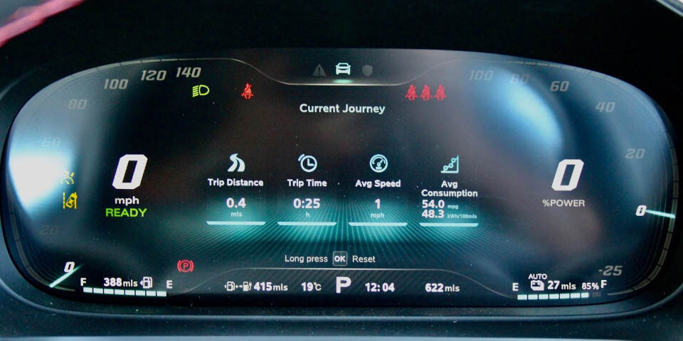 MG bringt neues SUV mit Plug-in-Hybrid