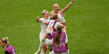 Europameisterinnen! England triumphiert bei Heim-Finale