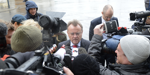 Lehrer-Streit spaltet weiter neue Koalition