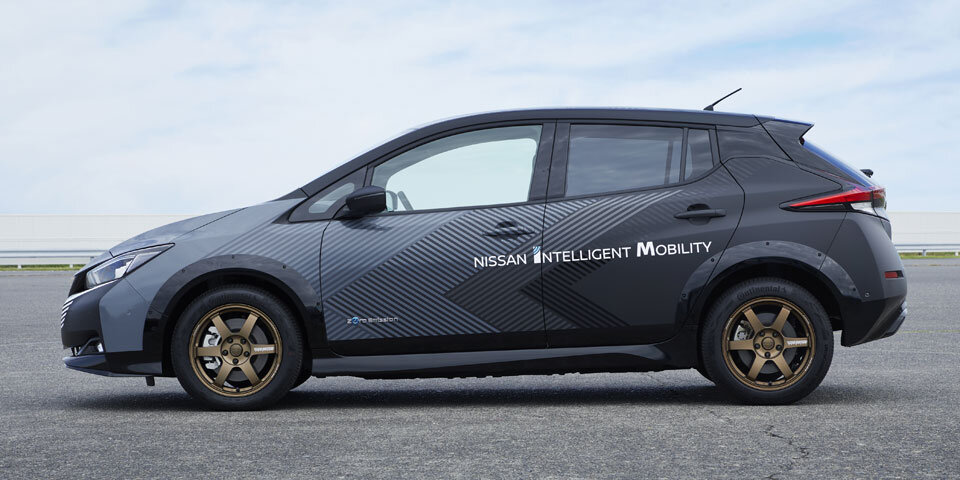 Nissan zeigt Leaf mit 309 PS und Allrad