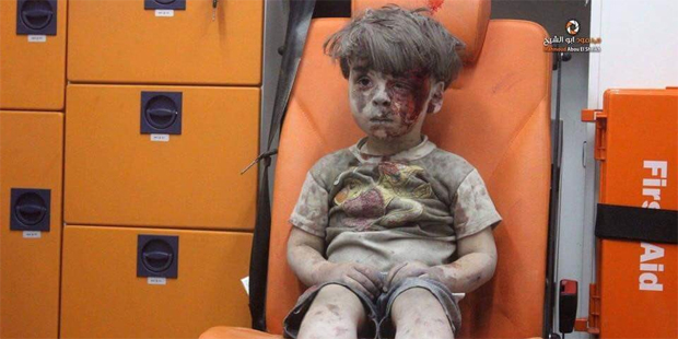 Internet-Hit: Bub will syrischen Buben Omran adoptieren