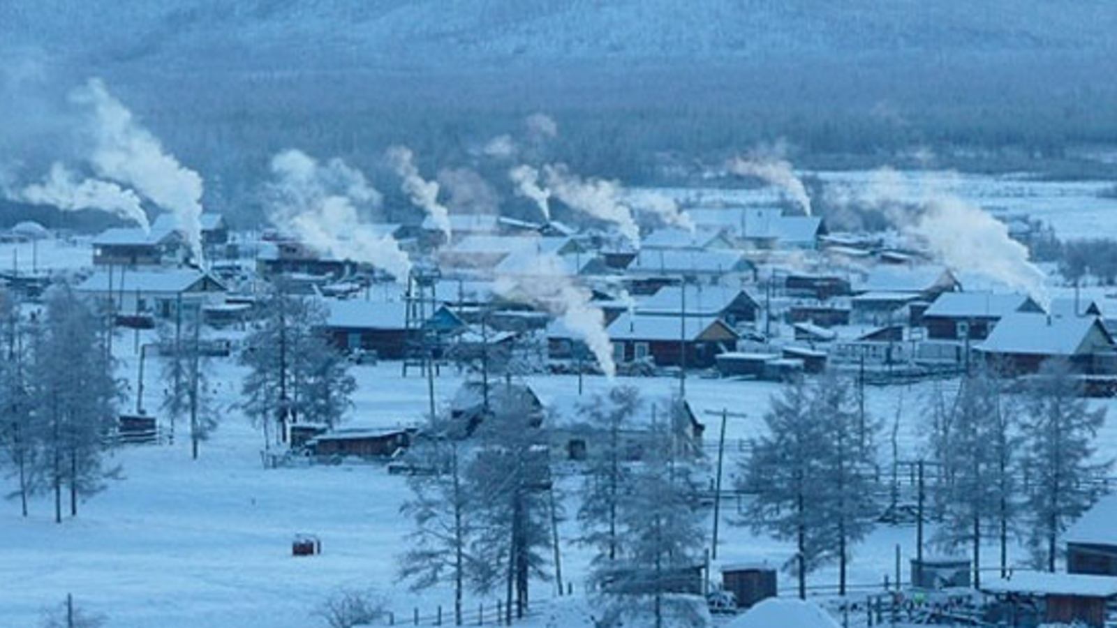 Шамильский район село телет. Русская деревня зимой. Аул куруш в дагестане. Высокогорный дагестан. Горы куруш дагестан.