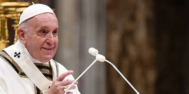 Papst macht Tequila-Witz bei Heiligsprechung