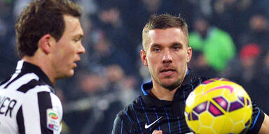 Inter holt Remis bei Podolski-Debüt