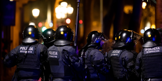 Barcelona: Clasico wegen Unruhen verschoben