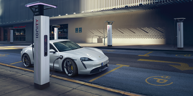 Alle Infos vom Elektro-Porsche Taycan