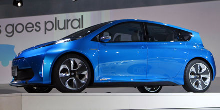 Der Prius startet als Van & Sportler durch