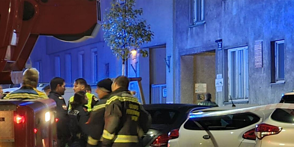 Böller in Wiener Wohnhaus gezündet: 31 Personen evakuiert