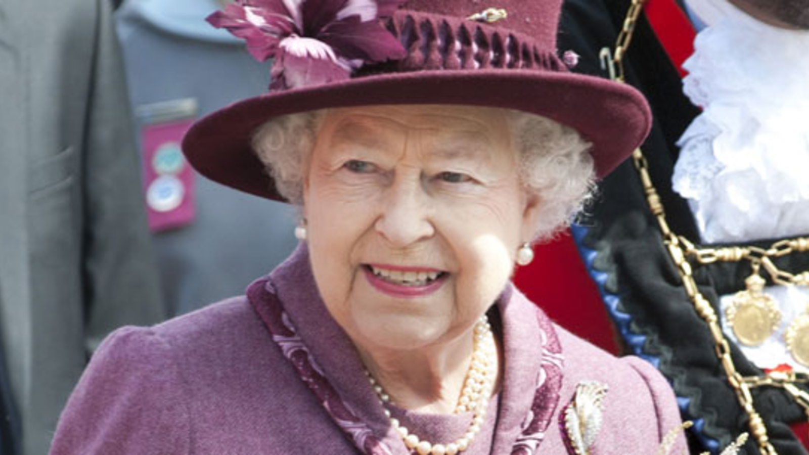 Queen Elizabeth II Schlüpfer der Queen auf ebay versteigert