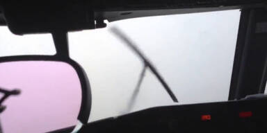 Piloten brechen wegen Regen Landung ab