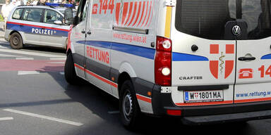 Pensionist crasht gegen Auto einer Schülerin