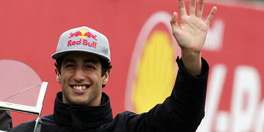 Toro Rosso präsentiert Fahrer-Team 2012