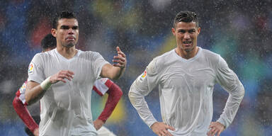 Ronaldo begeistert mit sexy Wet-T-Shirt