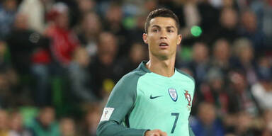 Ronaldo küsst seine Tochter – und erntet einen Shitstorm