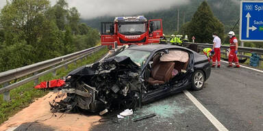 Eine Tote und drei Verletzte bei Frontal-Crash in Kärnten