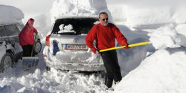 Österreich versinkt im Schnee
