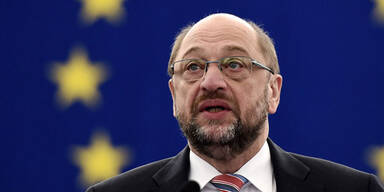 Schulz droht Erdogan mit Strafmaßnahmen