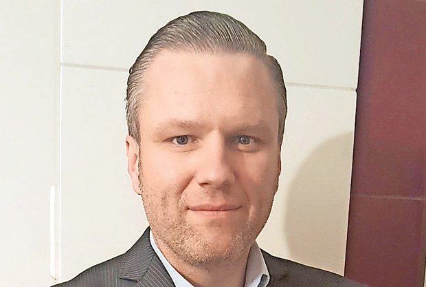 Justiz-Beamtin festgenommen