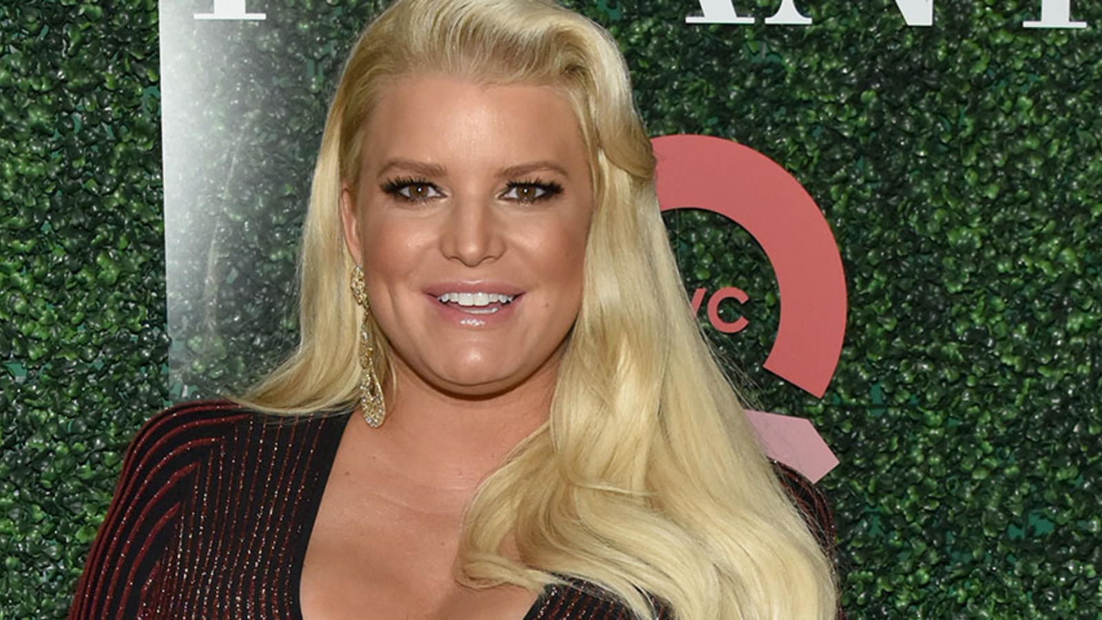 Minus 45 Kilo Jessica Simpson Zeigt Gewichtsverlust 