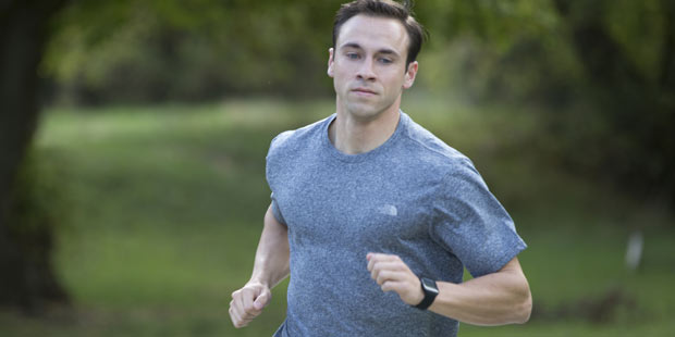 SmartWatch 3 mit Edelstahlgehäuse