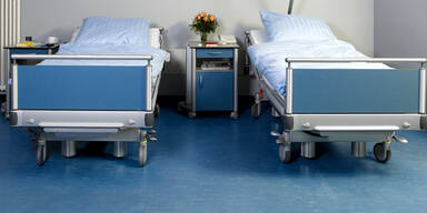 Wegen Handy: Spital droht Patienten mit Rauswurf
